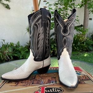 Justin Ladies Western Snakeskin Boots size 7.5 US